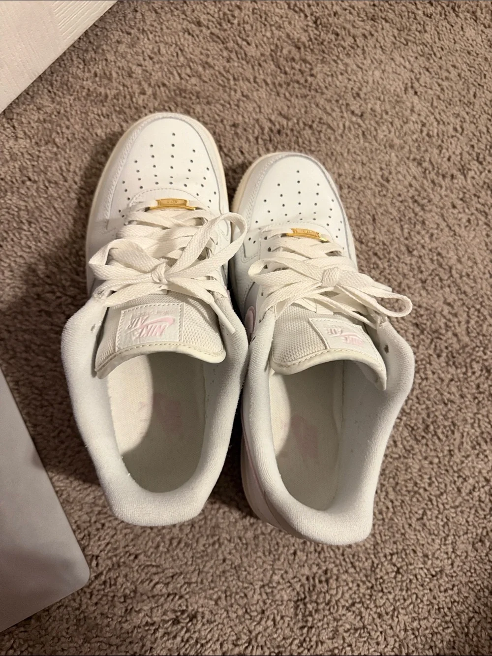 Nike low top